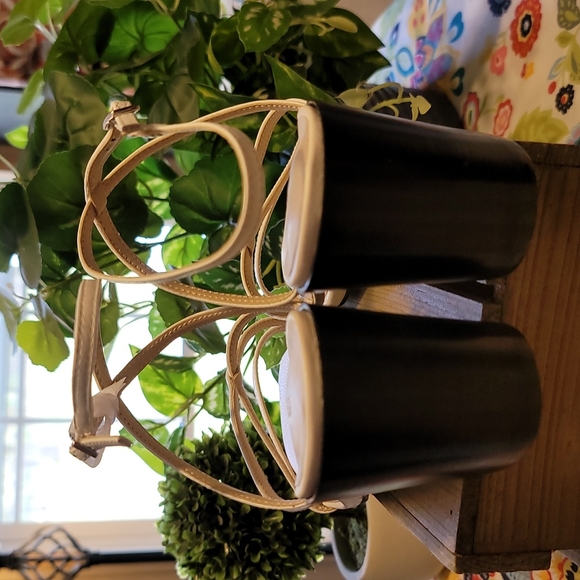 KENNETH COLE NEW YORK Martha White Strappy Block Heel Sandal - Picture 4 of 7